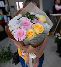 Букет цветов из:  Герберы, Розы и Хризантемы в Ржавки