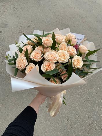 Букет Кремовые розы Латте в Ржавки