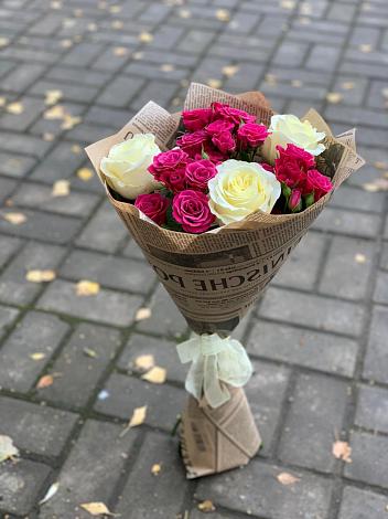 Букет цветов из: Розы в Ржавки